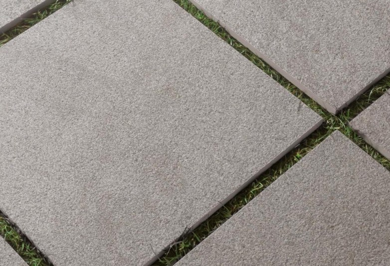 Stavba terasy s 2cm dlažbou svépomocí_6