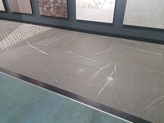 Výstava Cersaie 2021 - DStone + Metallic