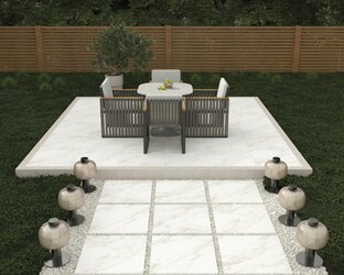 Venkovní dlažba v imitaci mramoru Ludano na terase