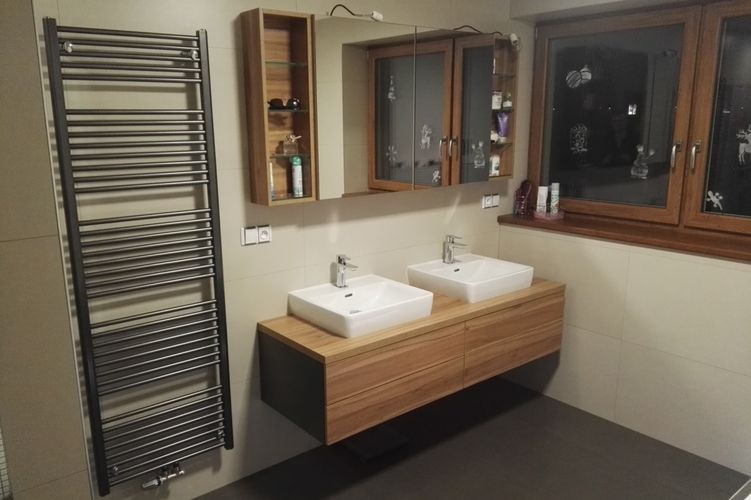 Umyvadla na desku jsou elegantní a zároveň trendy.