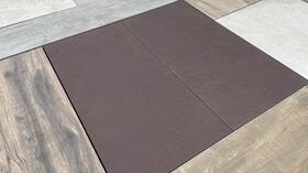 2 cm dlažba na terasu v imitaci betonu Officine Sunset Custom - tmavě hnědá, 45x90 cm | Více - 