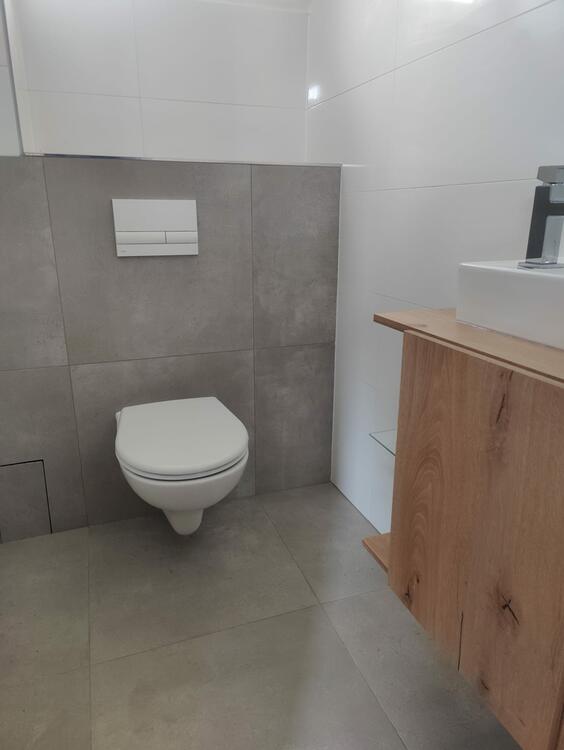 Interiérová dlažba imitace betonu Bona Dea Light Grey 60x60 cm matný povrch 1. jakost