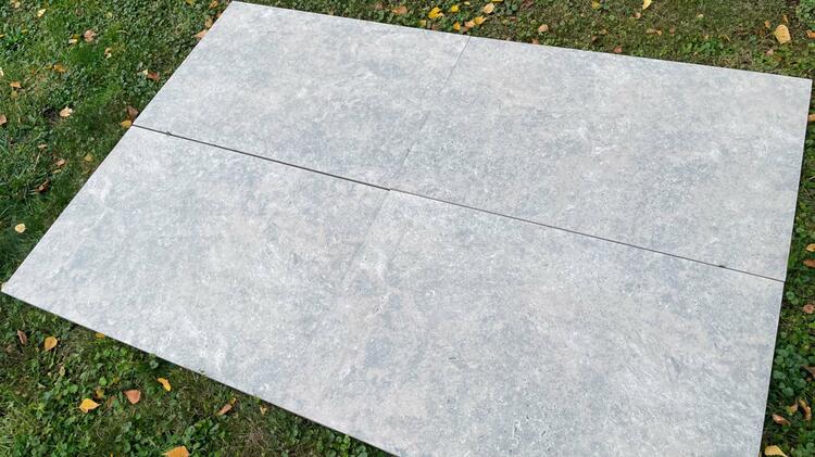 2cm dlažba na terasu imitace kamene Silver Travertine 60x90x2 cm 1. jakost