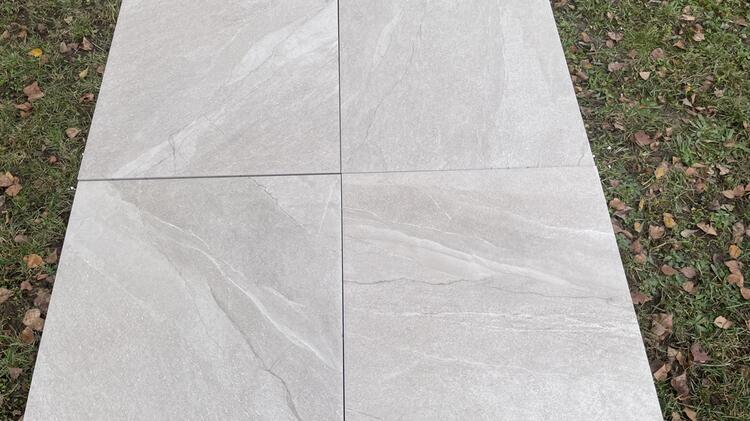 2cm dlažba na terasu imitace kamene Halley Taupe 75,5x75,5x2 cm 1. jakost