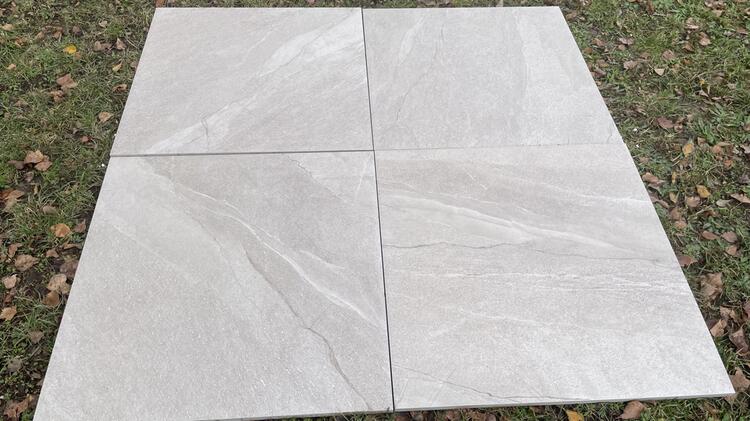 2cm dlažba na terasu imitace kamene Halley Taupe 75,5x75,5x2 cm 1. jakost