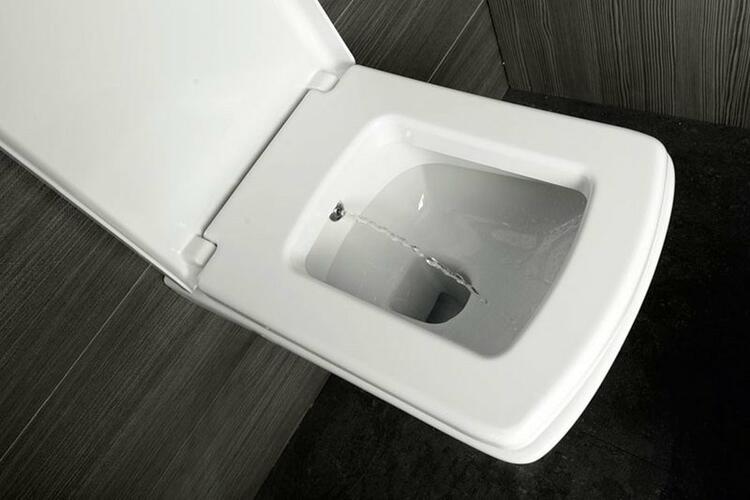 SOLUZIONE CLEANWASH závěsná WC mísa s bidetovou sprškou, 35x50,5cm, bílá