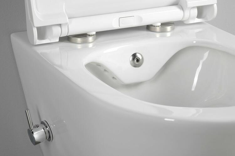 AVVA CLEANWASH závěsná WC mísa, integrovaná baterie a bidet. sprška, Rimless, 35,5x53cm, bílá