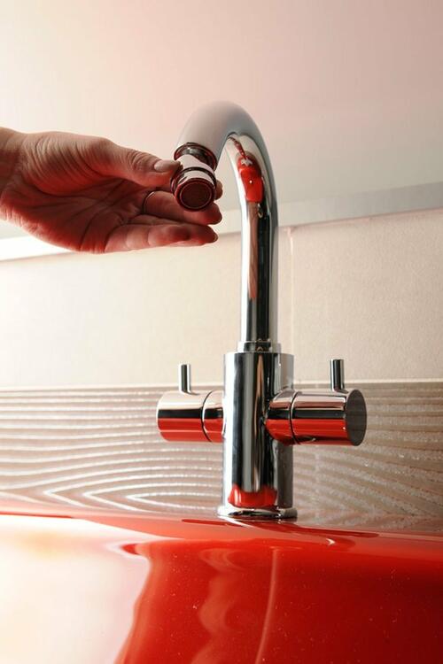 Perlátor s kloubem, vnější závit M24x1, chrom