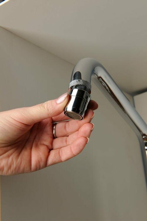 Perlátor s kloubem, vnitřní závit M22x1, chrom