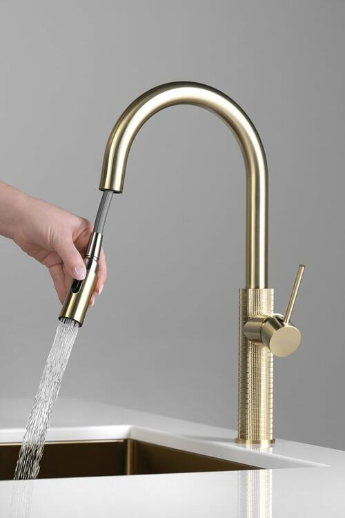 Dřezová stojánková baterie s výsuvnou sprškou zlato – Sapho FLAWO FR576GB