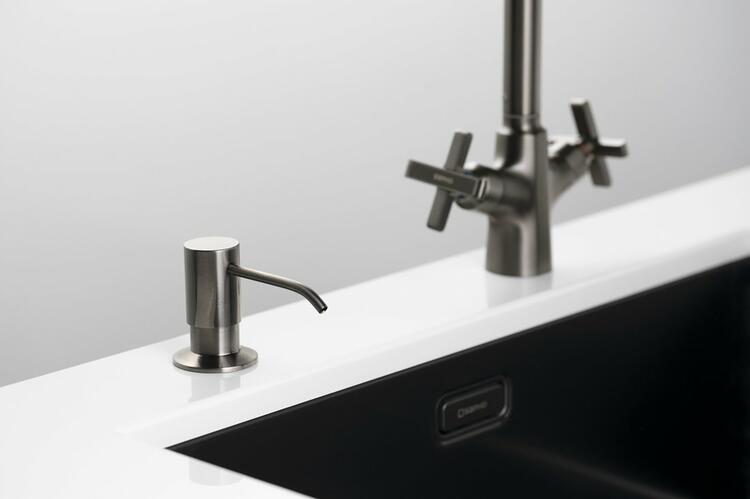 Zápustný dávkovač mýdla, kulatý, gun metal