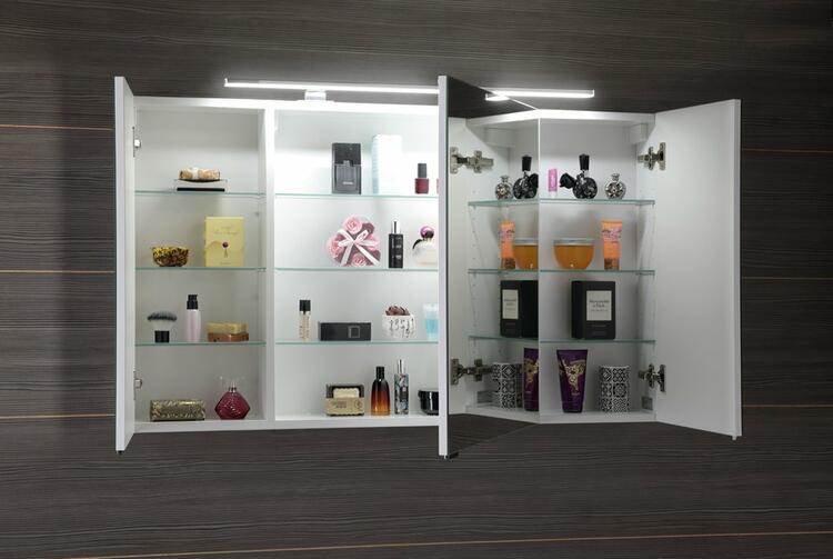 RIWA galerka s LED osvětlením, 3x dvířka, 121x70x17cm, bílá lesk