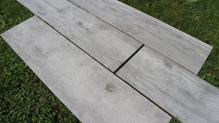 2cm dlažba na terasu imitace dřeva Tiber Wood Grigio 30x120x2 cm 2. jakost