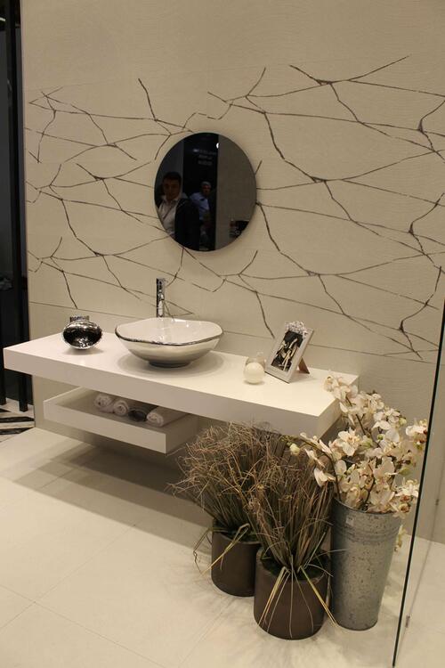 Obklad do koupelny nebo kuchyně v imitaci betonu Garden Crema Platin Decor 40x120 cm 1. jakost