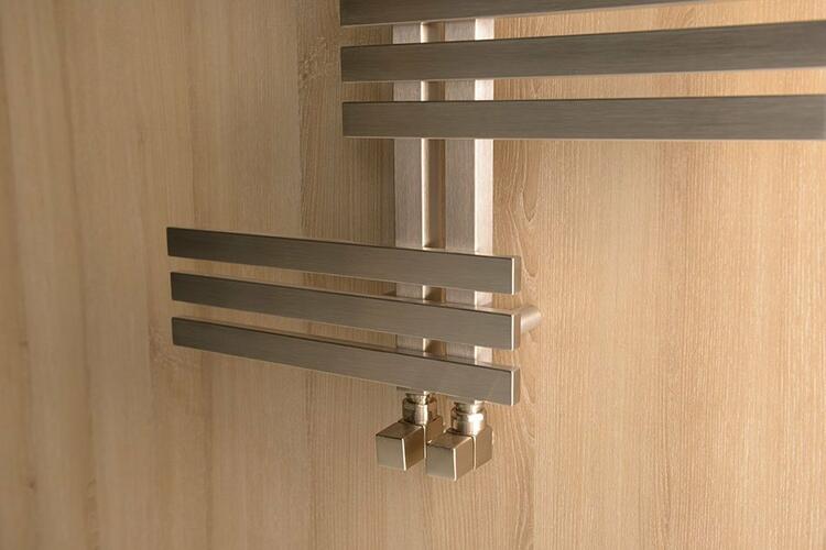 RADO otopné těleso 600x1190 mm, nerez mat