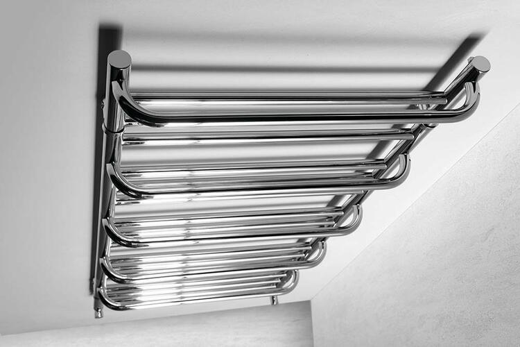 MANISA otopné těleso 600x1328mm, s pěti madly pro ručník, chrom