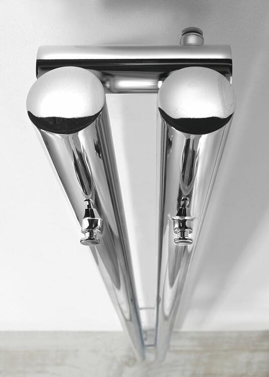 PILON otopné těleso 122x1800mm, se dvěma háčky pro ručník, chrom