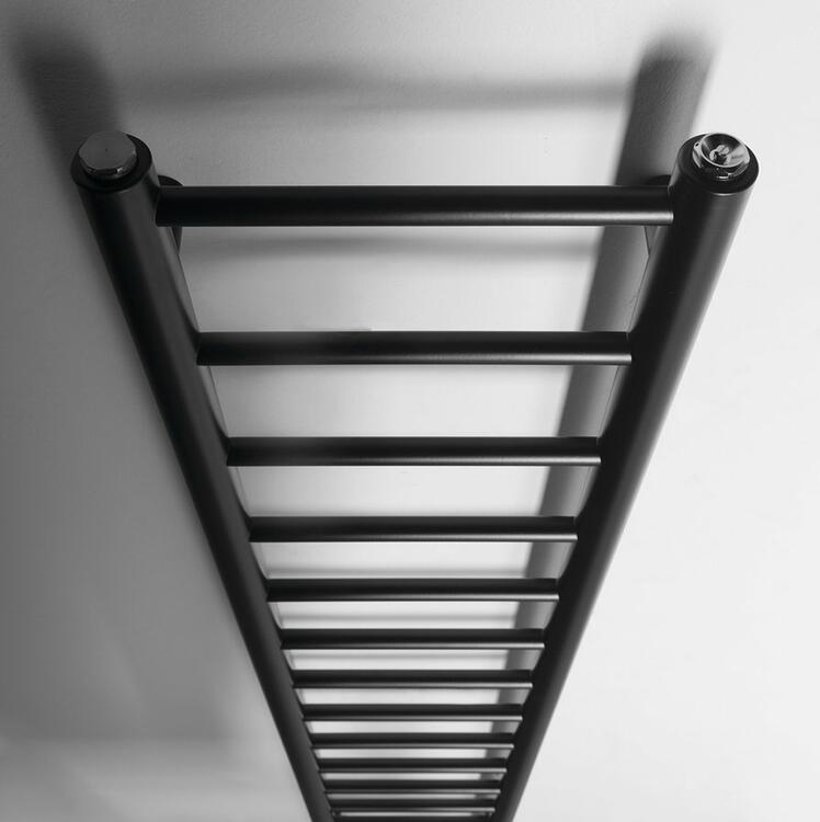 DINA otopné těleso 300x1740 mm, černá mat