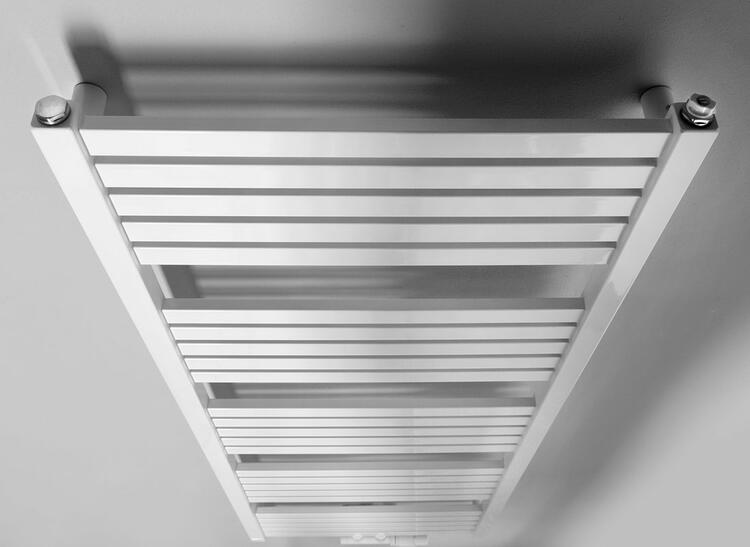 GRUNT otopné těleso rovné 500x1330 mm, středové připojení, bílá