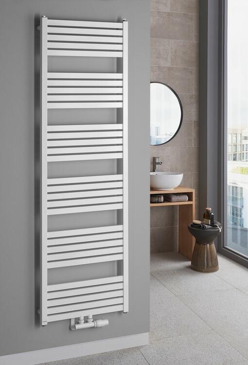 GRUNT otopné těleso rovné 500x1610 mm, středové připojení, bílá