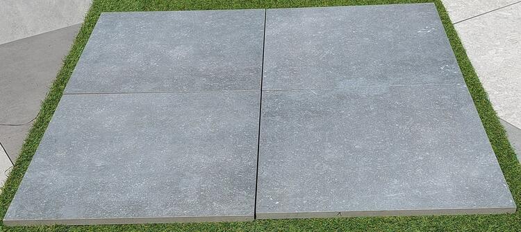 2cm dlažba na terasu imitace kamene Pietra Anthracite 60x60x2 cm