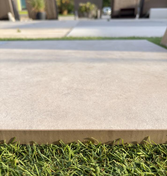 2cm dlažba na terasu imitace betonu Cemento Sand 60x60x2 cm