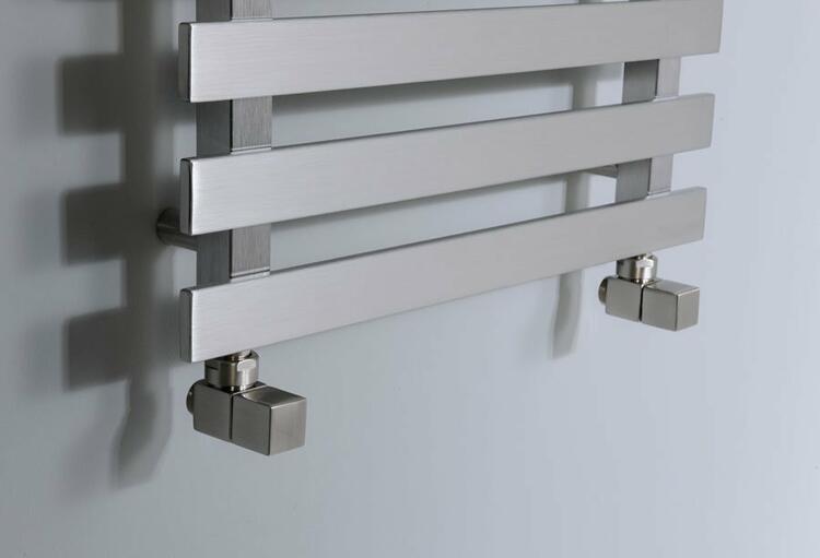 CUBE připojovací sada ventilů ruční rohová, nerez mat