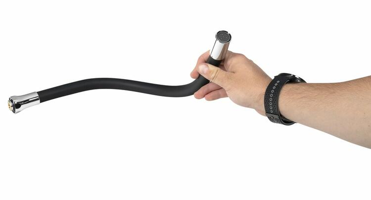 Flexibilní výtokové ramínko k baterii, 470mm, 3/4 , černá mat