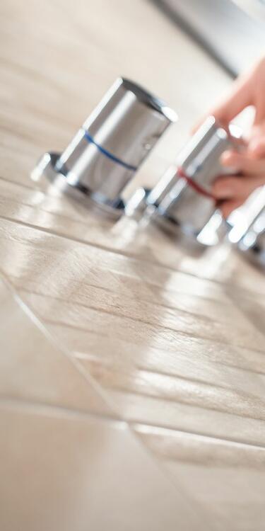 RAKO Garda dlaždice slinutá hnědošedá 45x45 cm