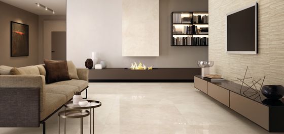 Velkoformátová dlažba a obklad Purity of Marble v imitaci přírodního mramoru mohou mít rozměr 75×150 cm, 120×120 cm a další. | Jaké jsou nejčastější designy velkoformátových obkladů a dlažeb?