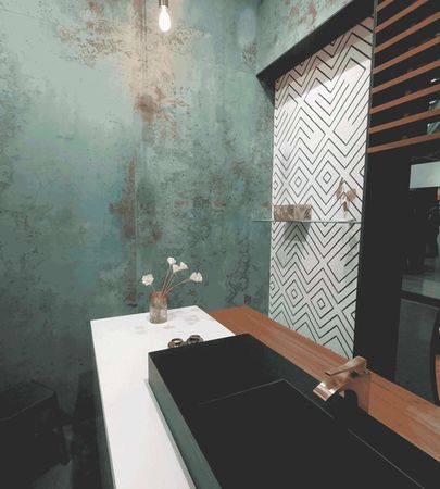 Velkoformátový téměř celoplošný obklad Zinc v designu zkorodované mědi. | designy velkoformátových obkladů a dlažeb