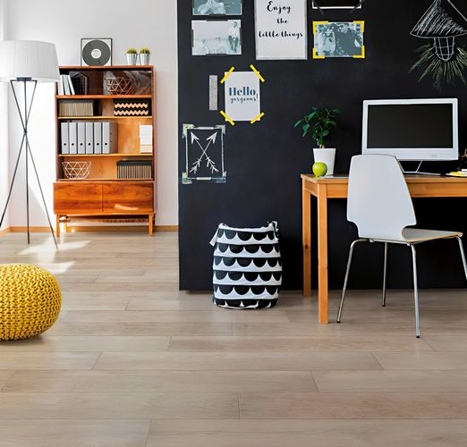 Interiér s dlažbou v designu dřeva na podlaze | Jak se dá dlažba imitující dřevo pokládat? A jak vypadá v interiérech našich zákazníků?