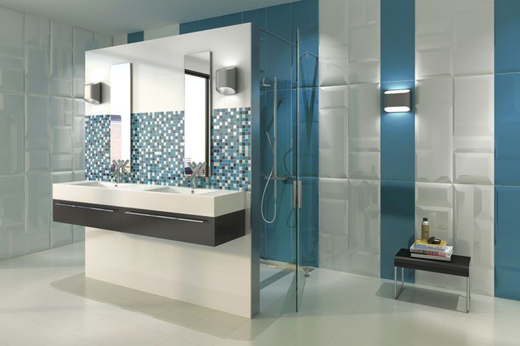 Koupelna s barevnými obklady Nordic | Geometrické 3D dekorace mohou mít v koupelně nejen stříbrnou a zlatou barvu