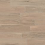 Obklad a dlažba imitující dřevo Jurupa hnědá barva ve koupelně - Dlažba v imitaci dřeva Jurupa