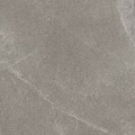 Venkovní dlažba Advance grey šedá barva imitace kamene na terase položená do štěrku a do trávy - Venkovní dlažba Advance 2.0