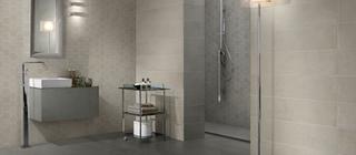 Obklad a dlažba Glance imitace betonu šedá barva v koupelně