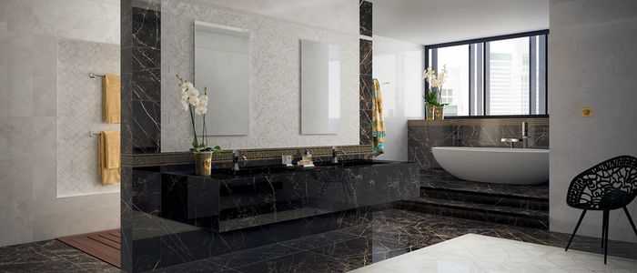 Obklad a dlažba imitující mramor Versace Emote hnědá a krémová v koupelně