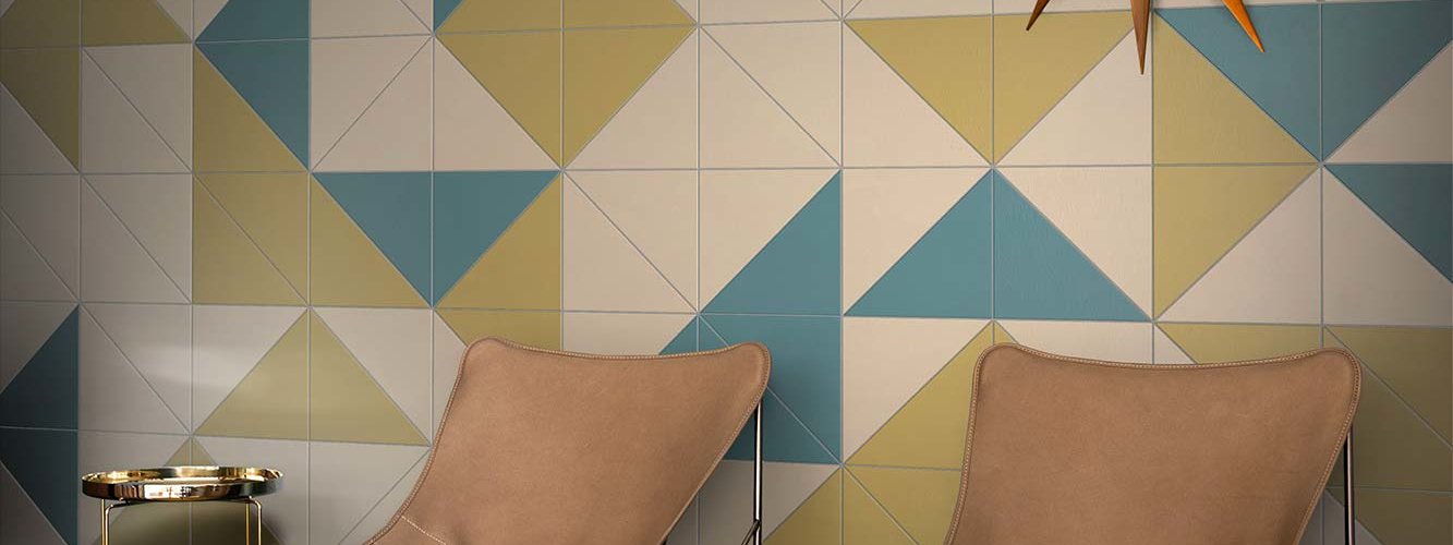 Designový obklad Bardelli Pittorica barevný zajímavý geometrický obklad v obývacím pokoji