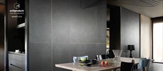 Designový obklad ZIP - šedá barva na stěně v koupelně designová spára