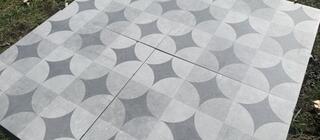 Dekorované dlaždice šedá barva Ark cerchio decor reálná fotografie