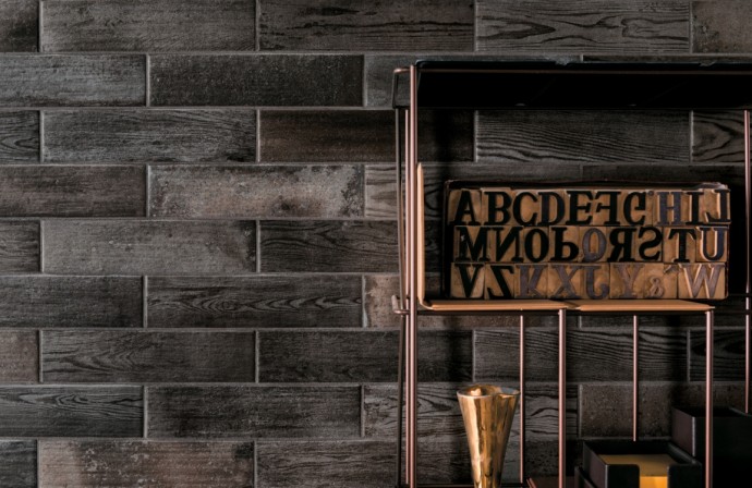 Designové obklady a dlažba HMADE Brick - Černé obklady ve tvaru cihly do koupelnyDesignové obklady a dlažba HMADE Brick - Černé obklady ve tvaru cihly do koupelny